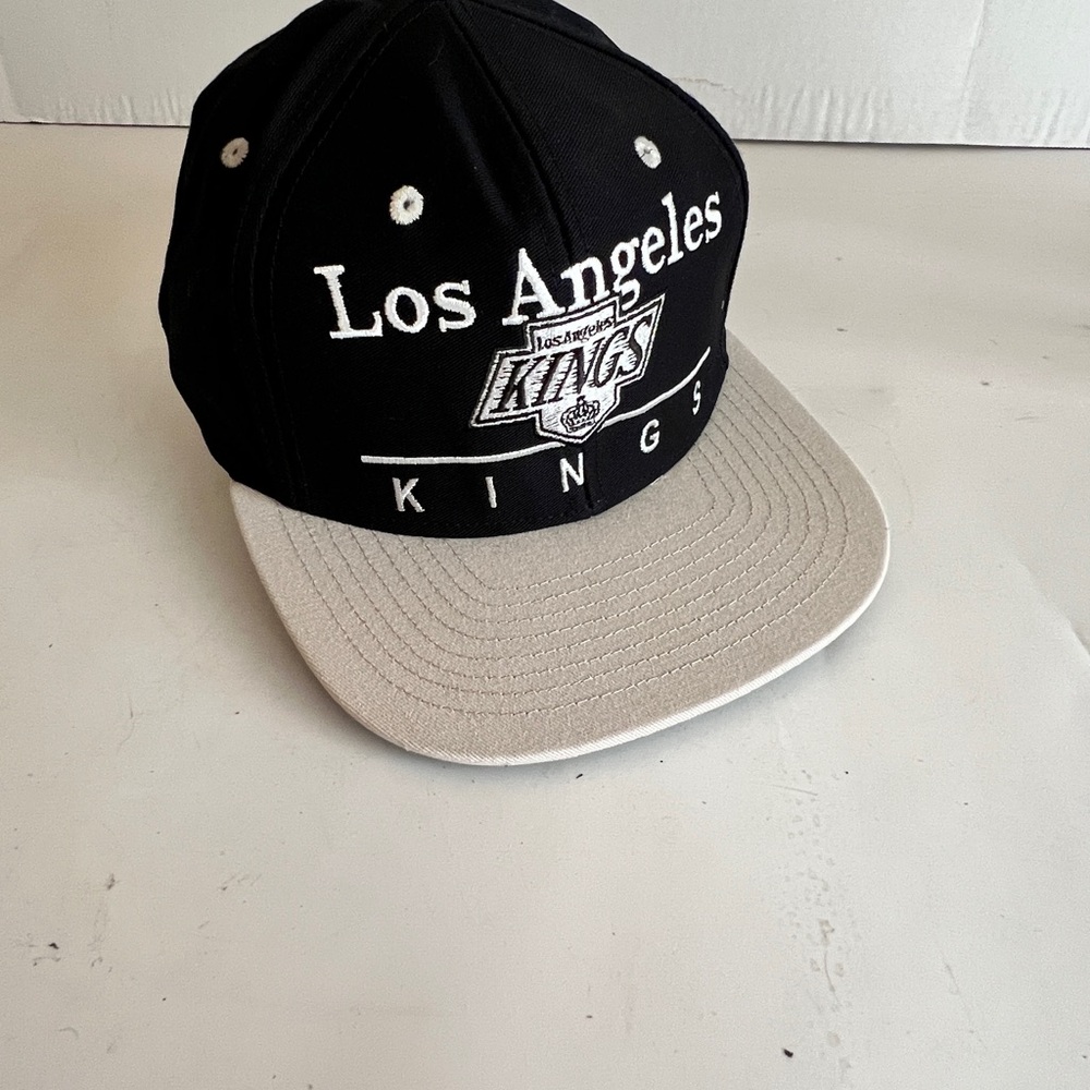 Los Angeles Kings Cap Black and Gray SnapBack Hat